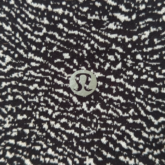 Lululemon Wunder Under Luon Ripple Jacquard Capri Length Leggings Black White 8 - Picture 11 of 13
